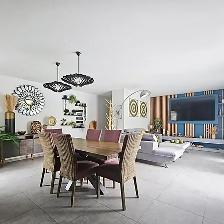 La Dolce Villa Genas
